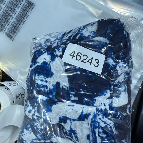 Vici Dress Women S Small Blue Geometric Maxi Long V-Neck Short Sleeve Casual - Picture 6 of 6